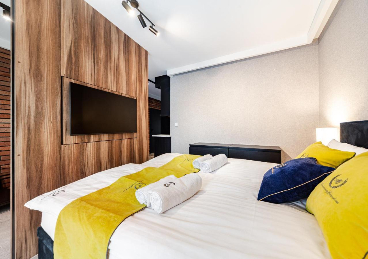 Apartamenty Gdansk Eu - Dwie Motlawy - Old Town Bagian luar foto